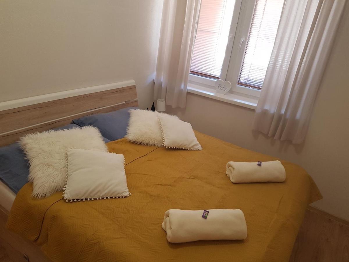 Apartman Horec A32 โดโนวาลี ภายนอก รูปภาพ